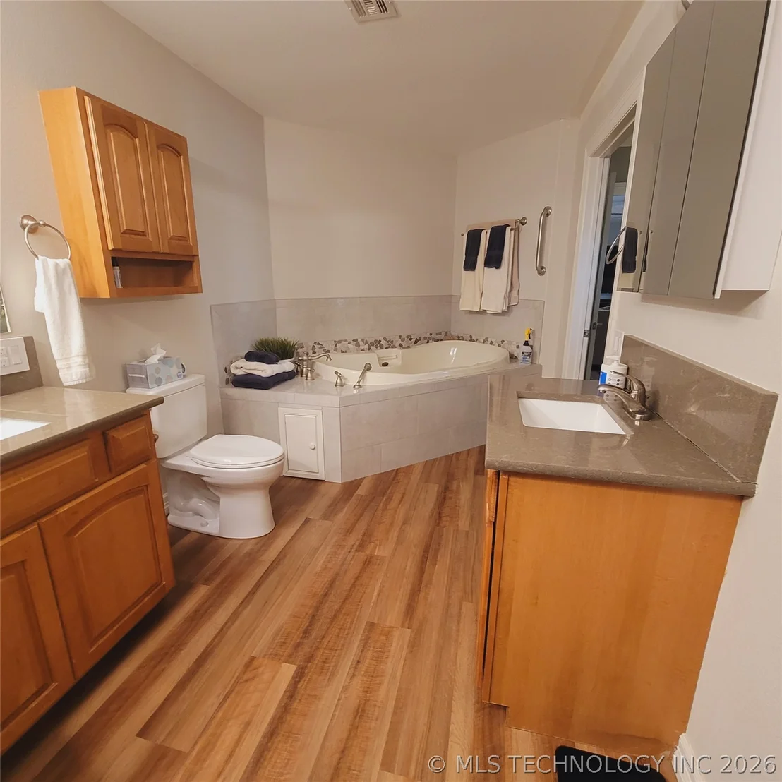 Photo of 324 Falcon Lane