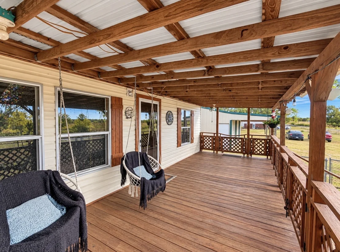 Photo of 10549 W Perry Road