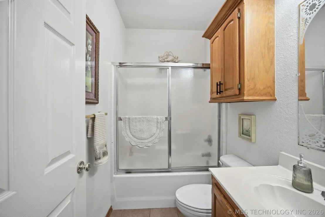 Photo of 2445 Avalon Drive