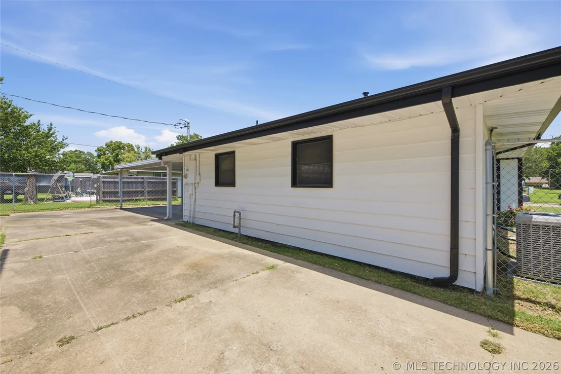 Photo of 501 Warwick Drive