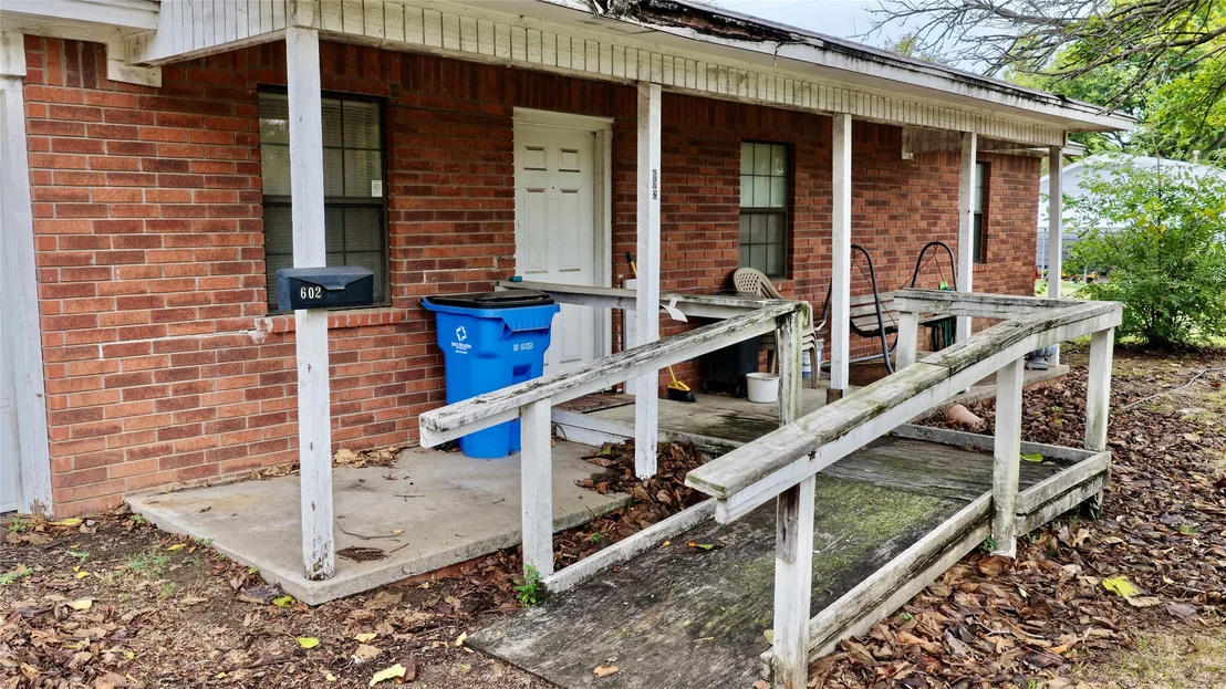 Photo of 602 NW 4th Street