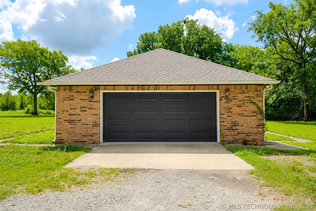 Photo of 19183 S Prairie Bell Road