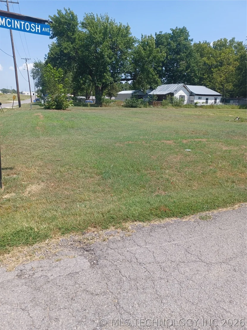 Photo of 514 SE Main Street
