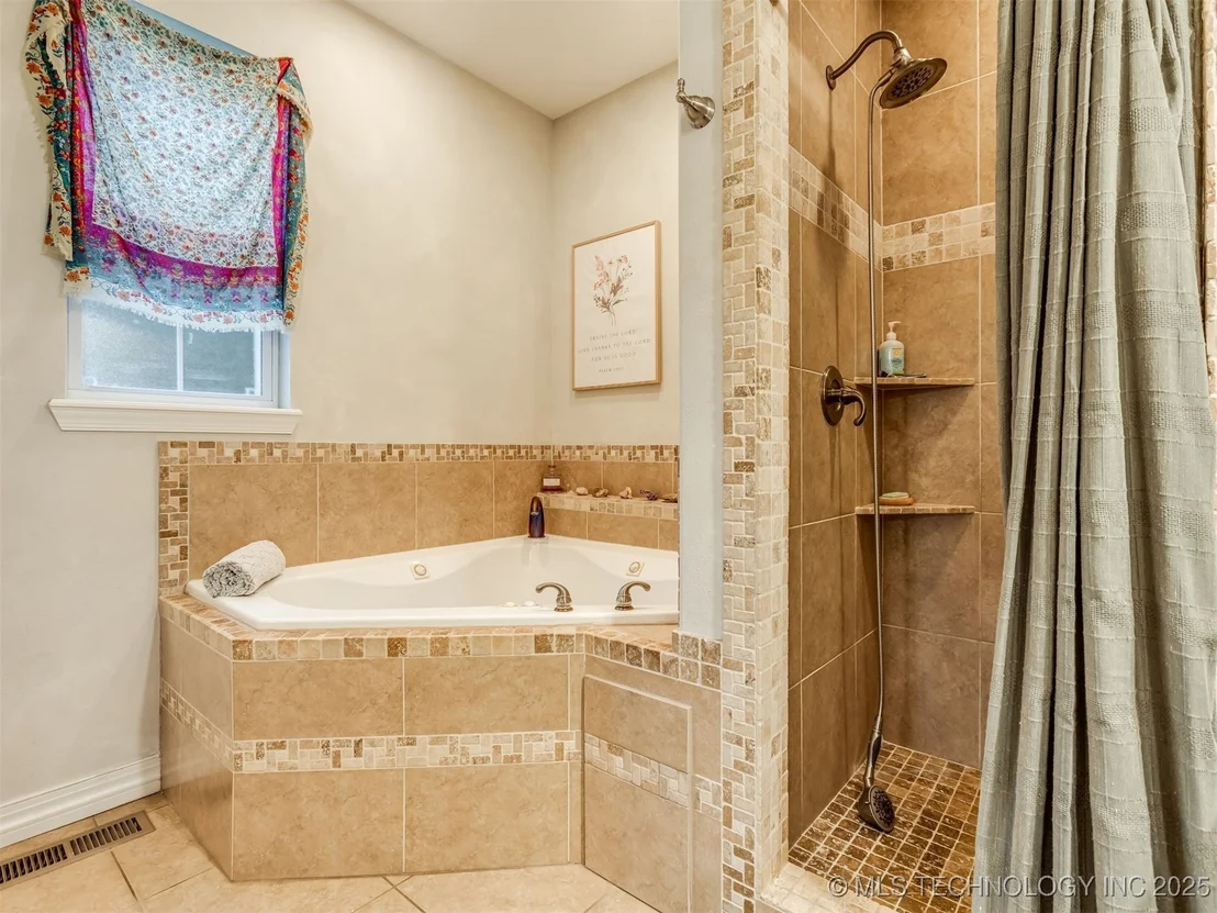 Photo of 2485 Avalon Drive