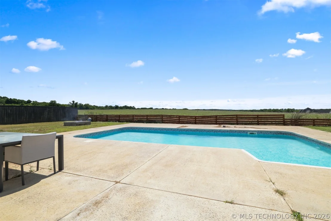 Photo of 571 Lake Meadow Loop