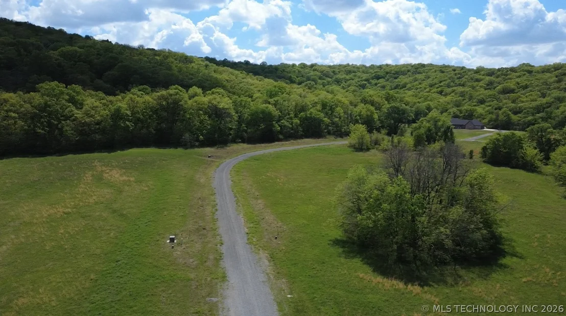 Photo of 421 S Thunder Road