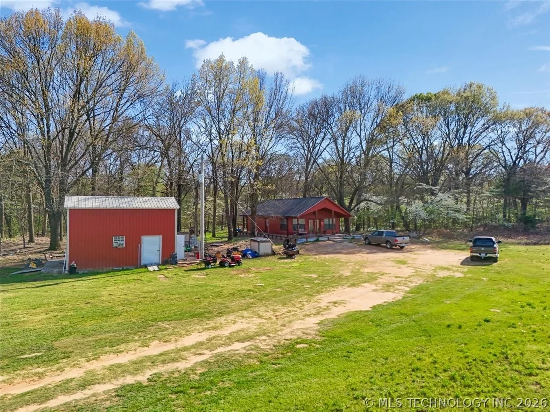 Photo of 2576 Winnett Road