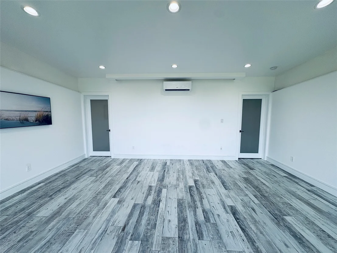 Photo of 546 Mockingbird