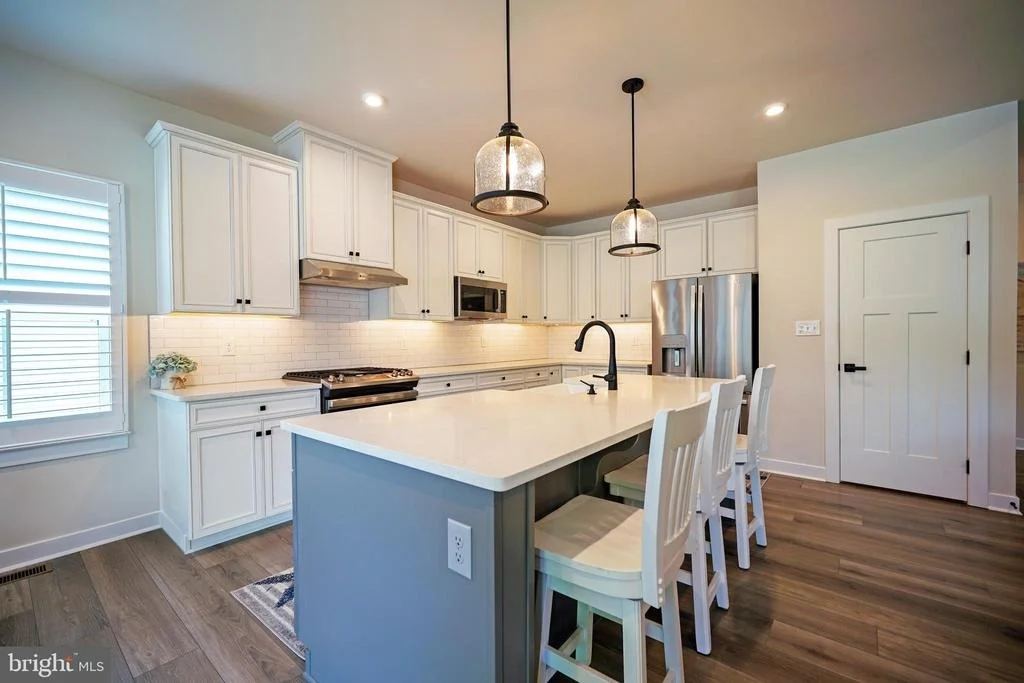 Photo of 32224 HERITAGE ROAD
