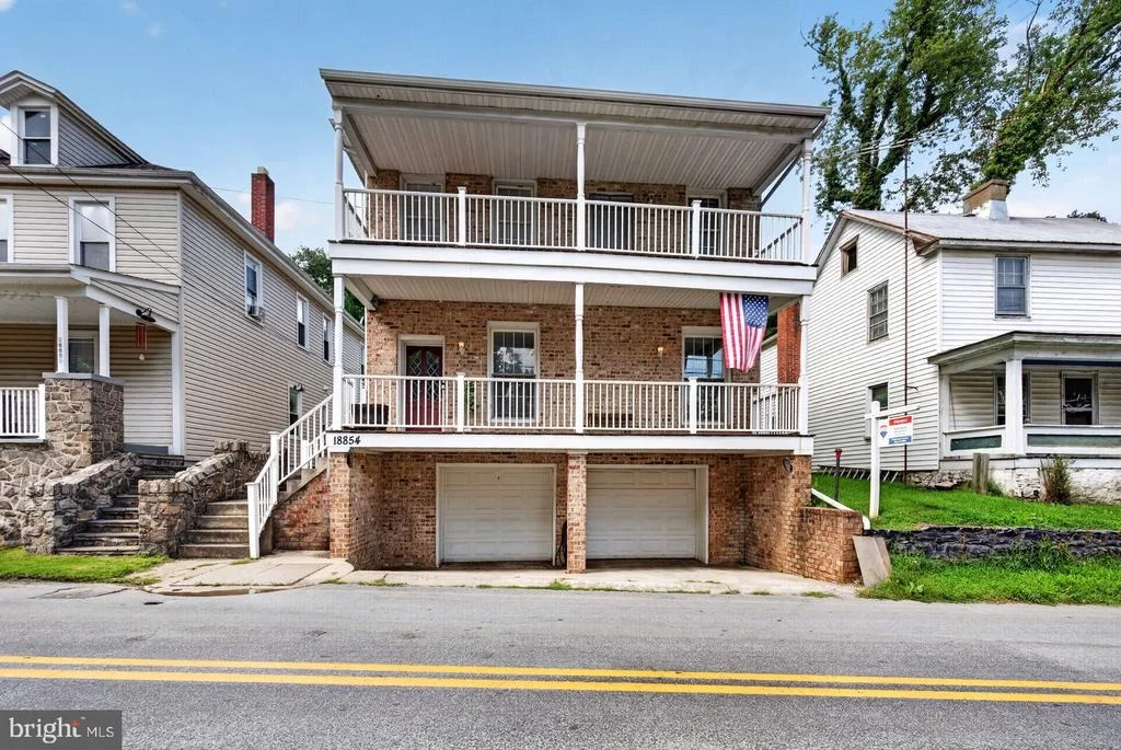 Photo of 18854 SANDYHOOK ROAD