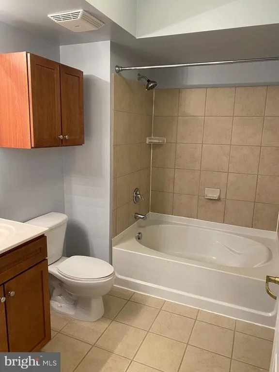 Photo of Unit 619 at 616 E STREET NW