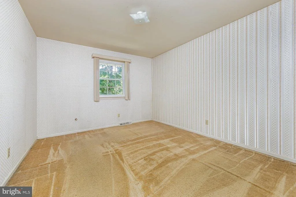 Photo of 73 COLONIAL TERR