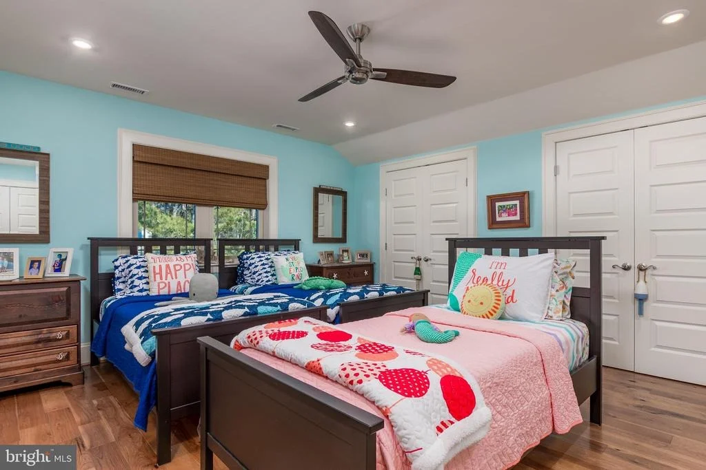 Photo of 144 ELIZABETH WAY