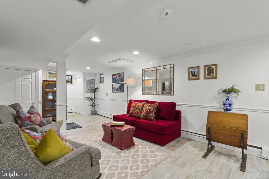 Photo of 9105 DUNLOGGIN ROAD