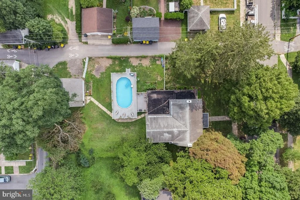 Photo of 24 HAZEL ROAD