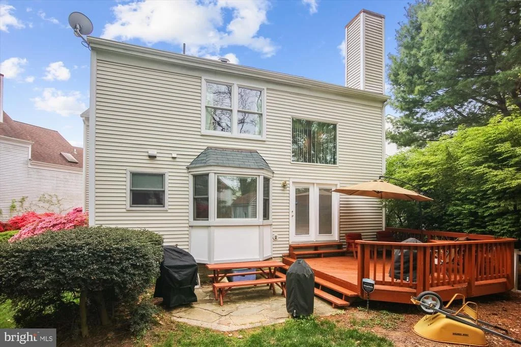 Photo of 2321 PONDSIDE TERRACE