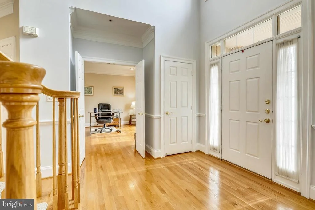 Photo of 24701 FARMVIEW LANE