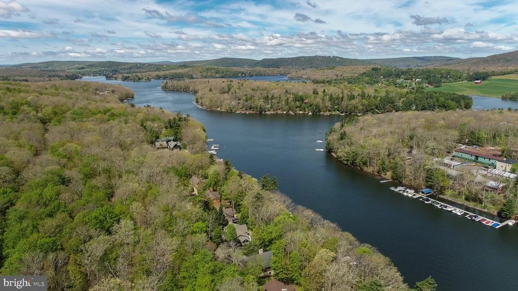 Photo of 42 RED OAK WAY