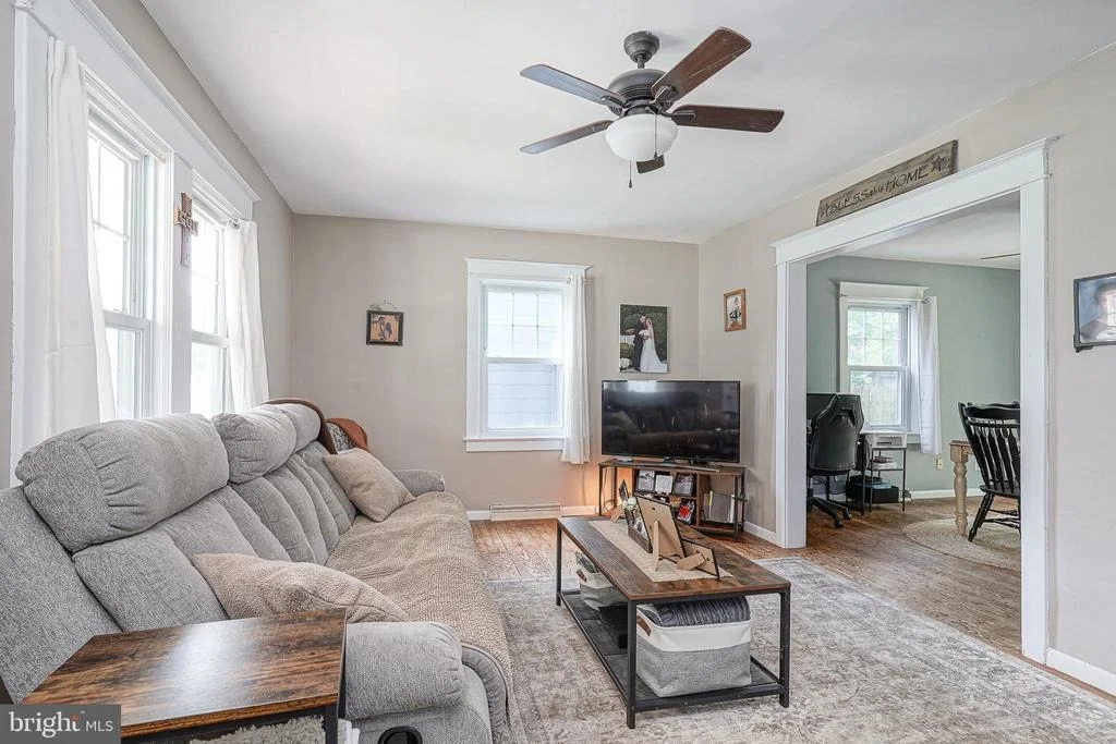 Photo of 340 HARDING COURT