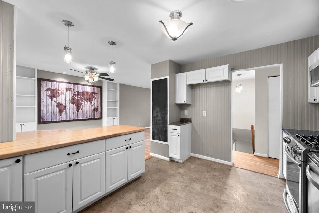 Photo of 7002 FITZPATRICK DRIVE