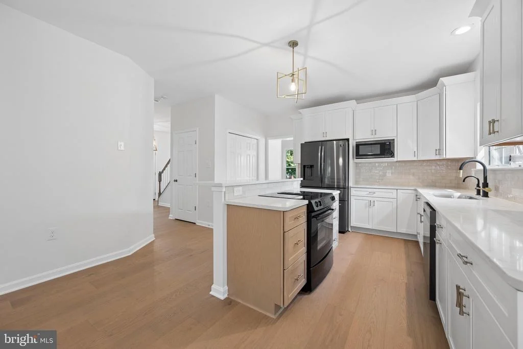 Photo of 1016 DULANEY MILL DRIVE