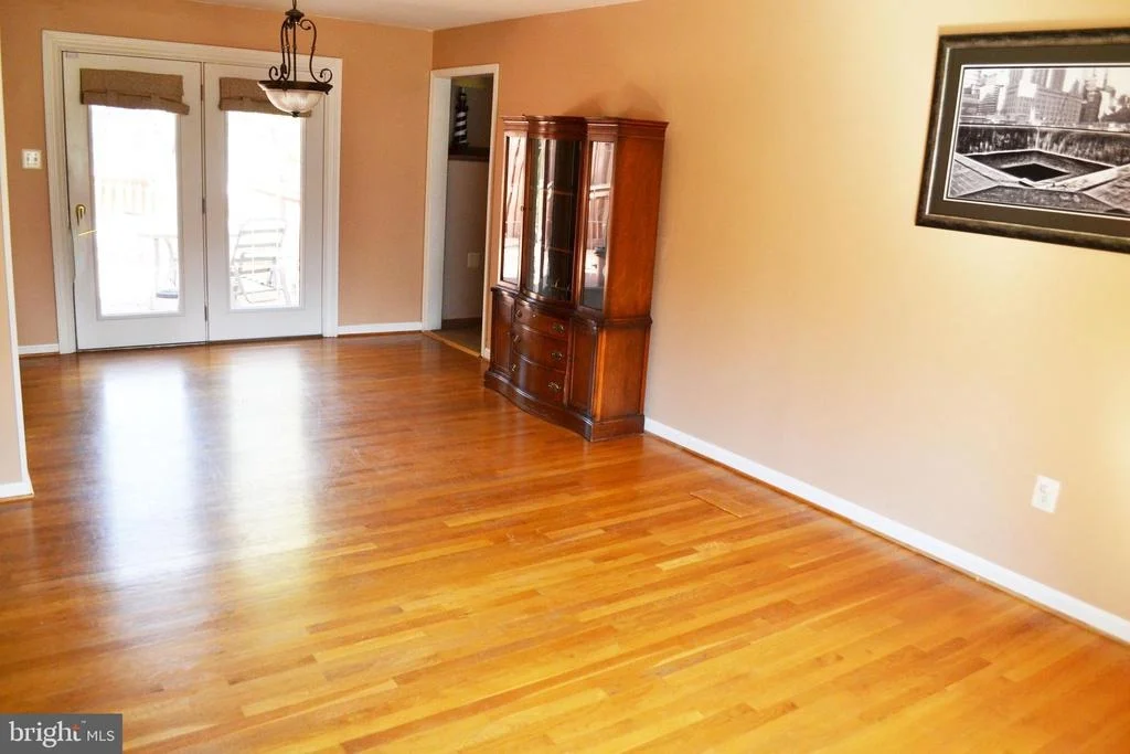 Photo of 9825 MOYER ROAD