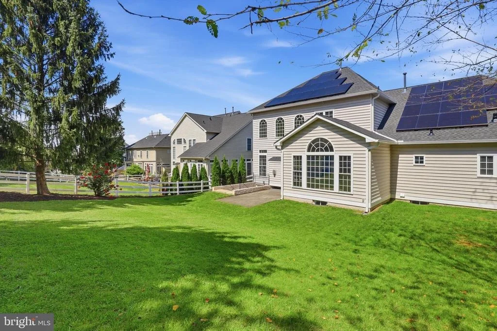 Photo of 411 GLENBROOK DRIVE