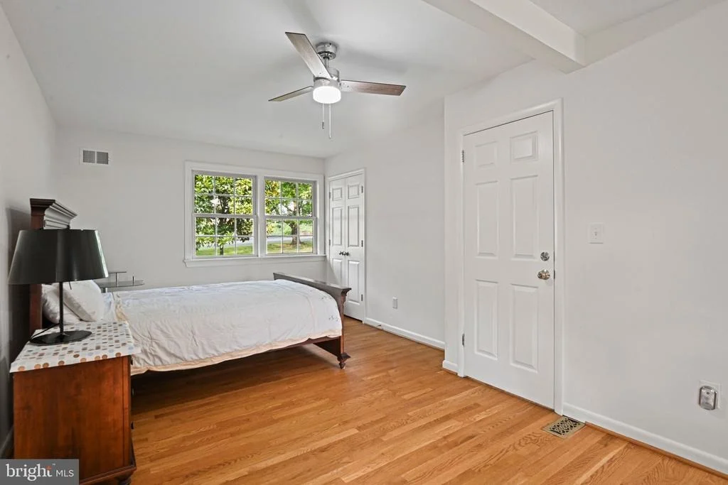 Photo of 11334 WAPLES MILL ROAD