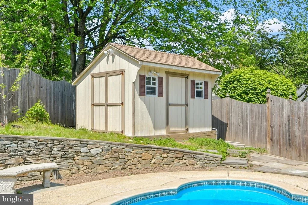 Photo of 24604 CUTSAIL DRIVE