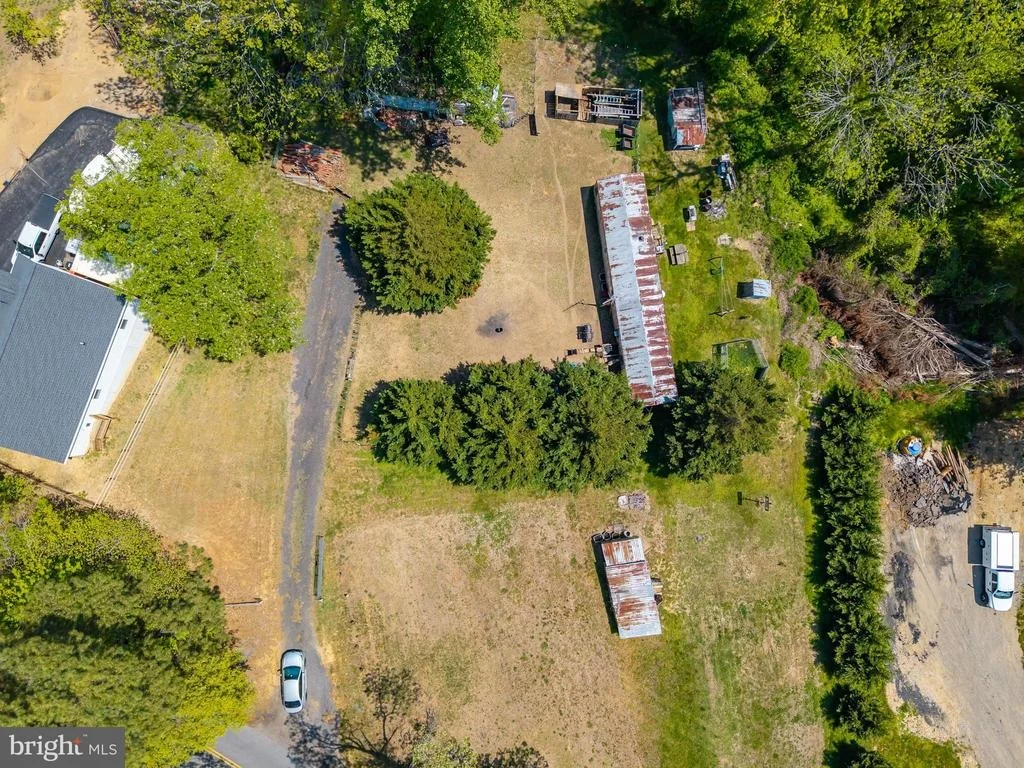 Photo of 735 CLAGGETT ROAD