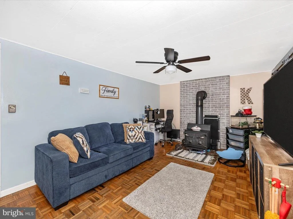 Photo of 7612 MCCLELLAN AVENUE