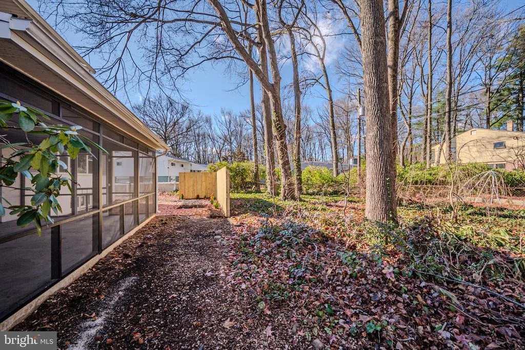 Photo of 1303 NEWCOMB ROAD
