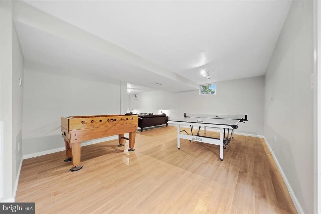 Photo of 9005 SHADYBROOK DRIVE