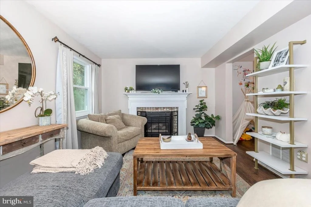 Photo of 8413 MOUNTAIN LAUREL LANE