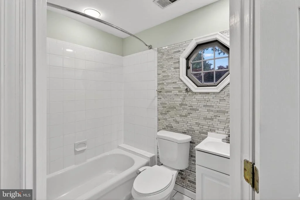 Photo of 4415 BRADLEY LANE