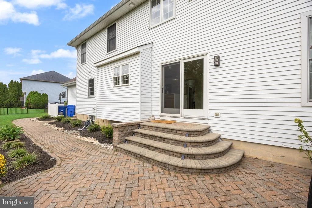 Photo of 35 PARRY DRIVE