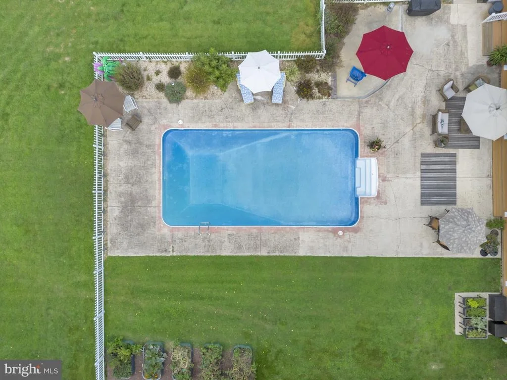 Photo of 16132 HUDSON ROAD