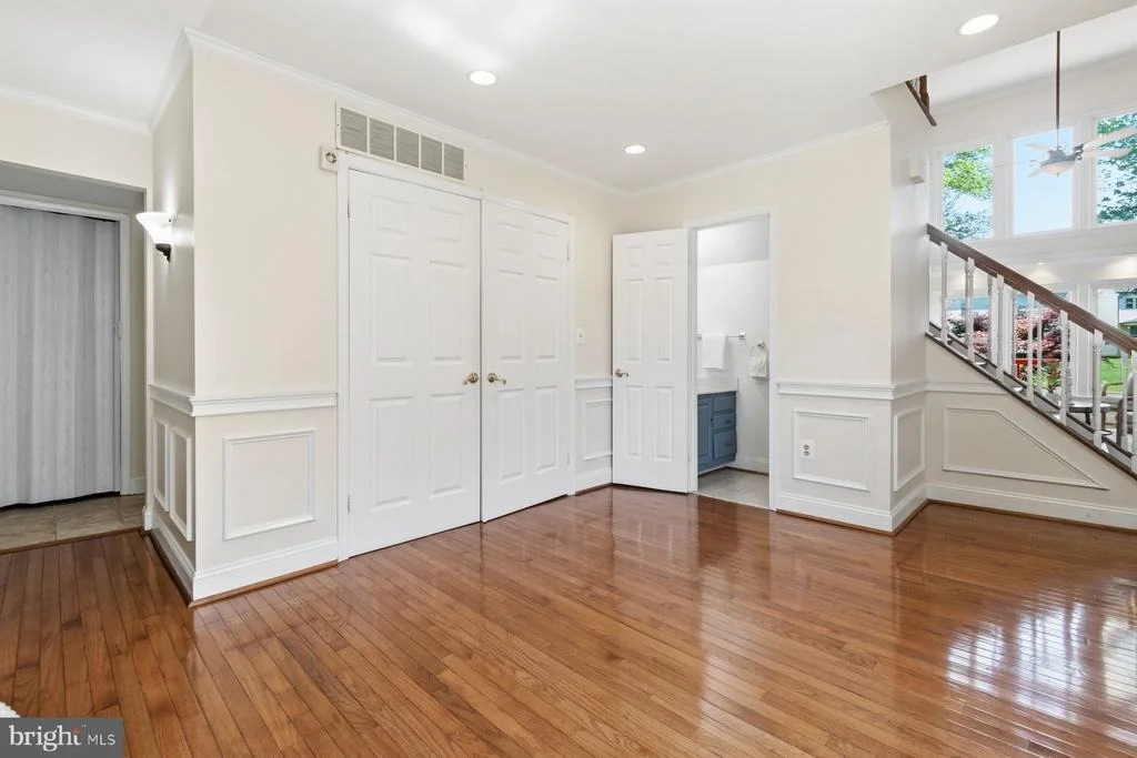 Photo of 14215 GREENVIEW DRIVE