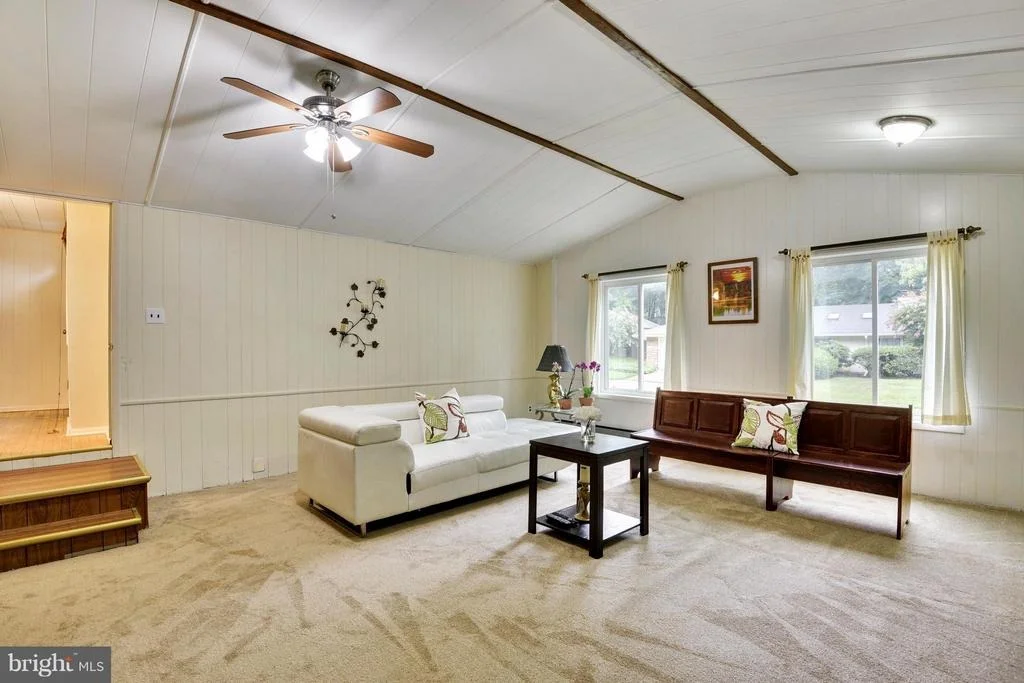 Photo of 14904 HYDRUS ROAD