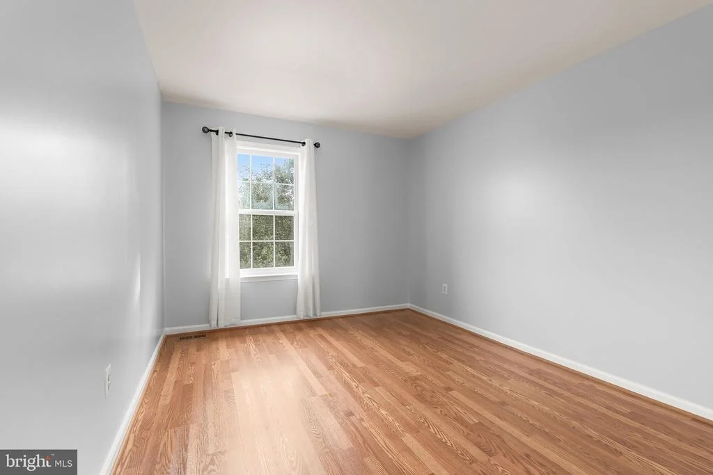 Photo of 236 LAKE COVENTRY DRIVE