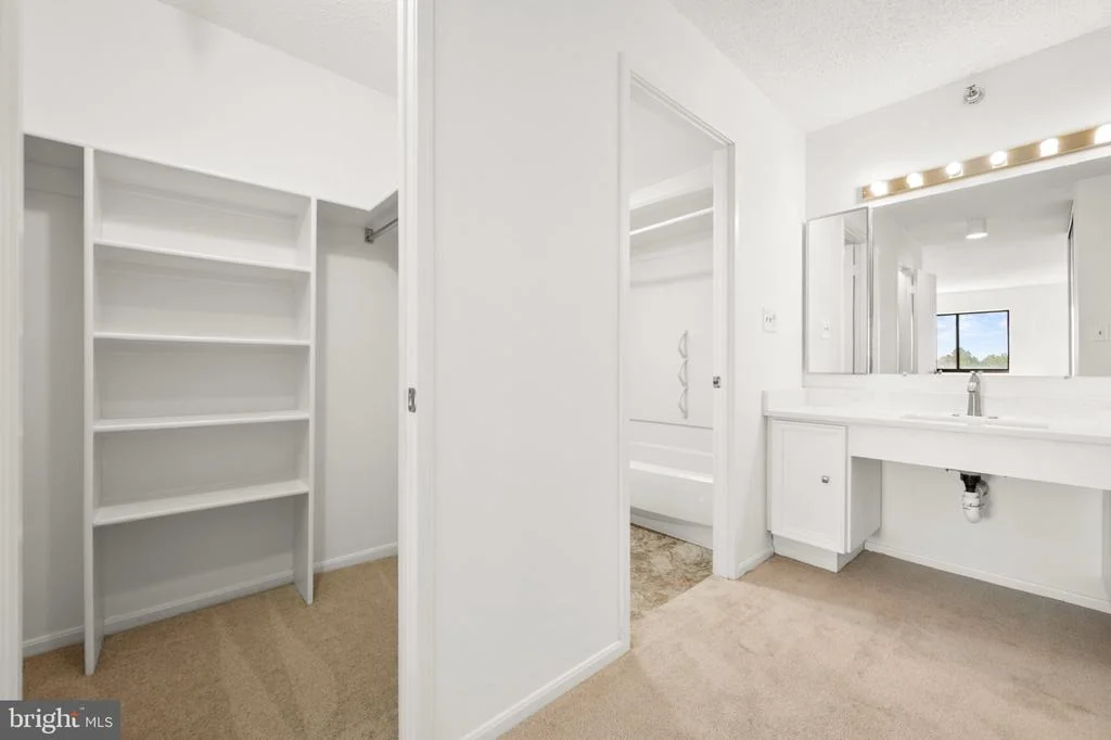 Photo of Unit 3601 at 15115 INTERLACHEN DRIVE