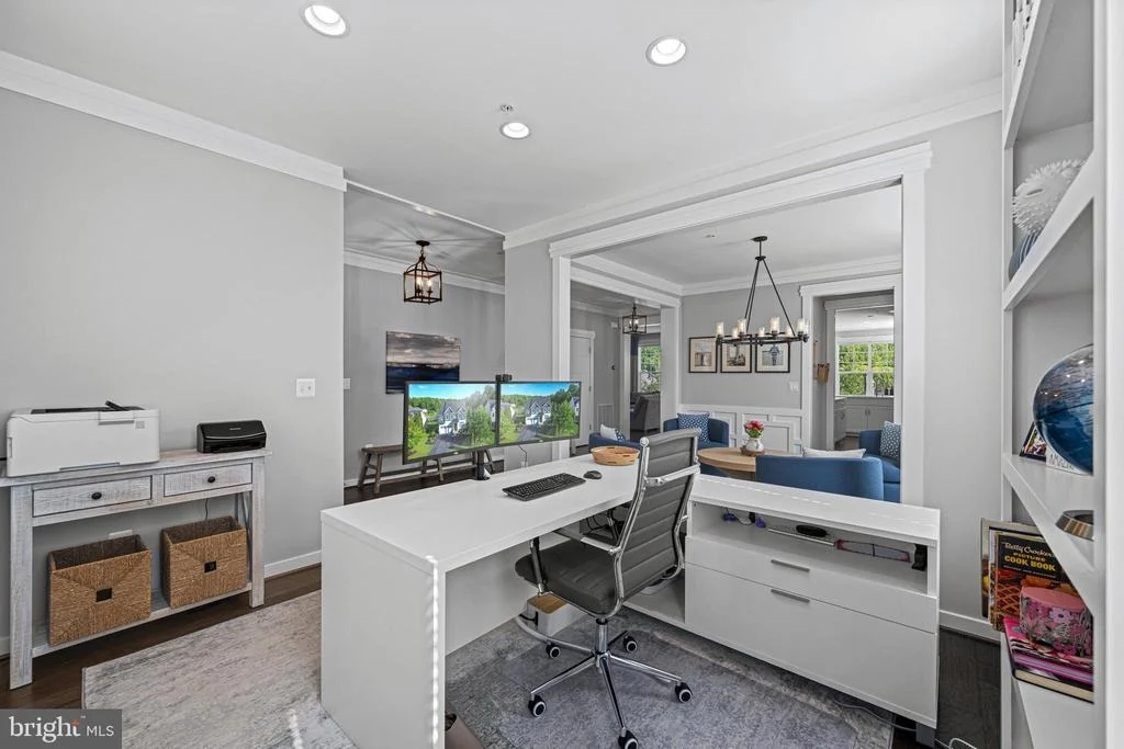 Photo of 2419 MACALLISTER LANE