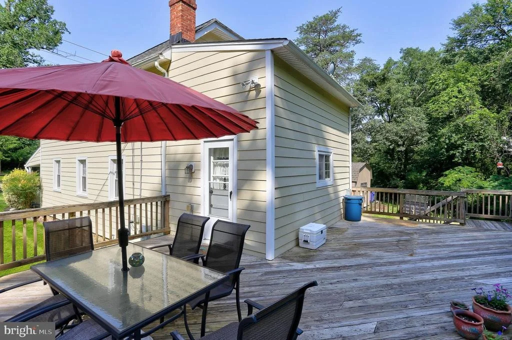 Photo of 4933 LANDING ROAD