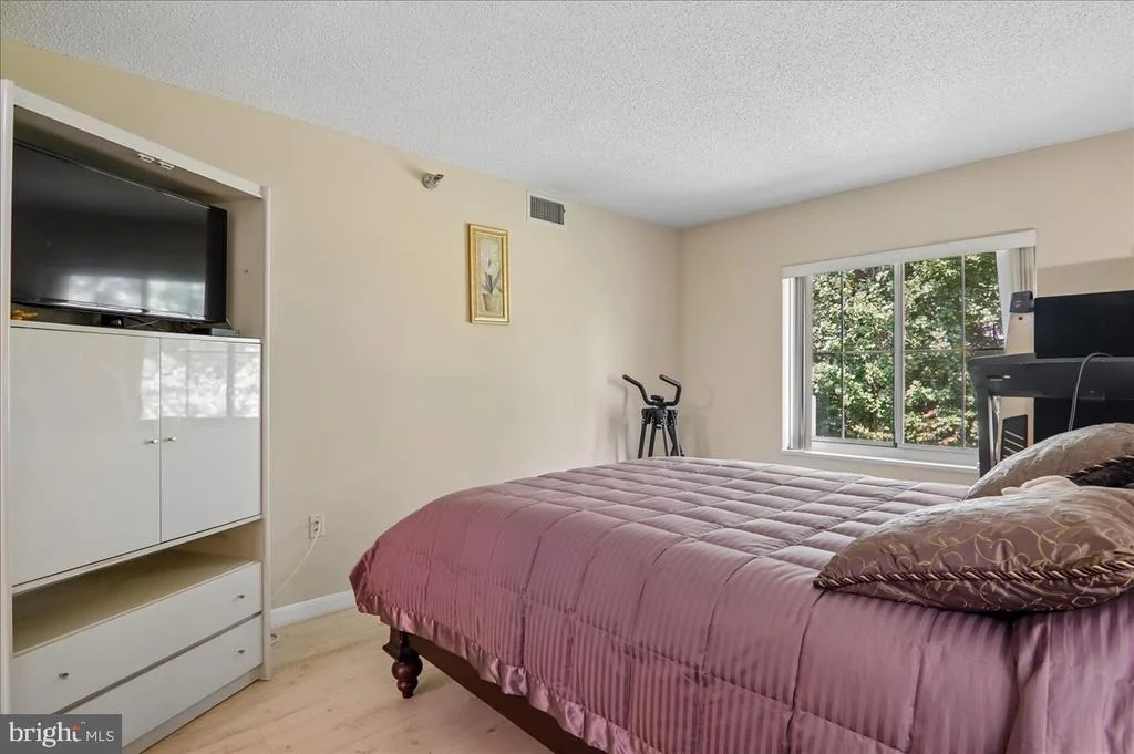 Photo of Unit 405 at 14809 PENNFIELD CIRCLE