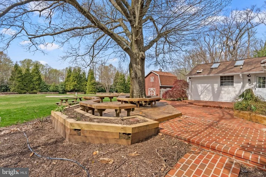 Photo of 3838 BELL ROAD
