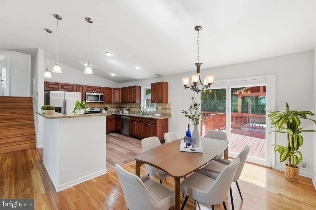 Photo of 2704 WELLER ROAD