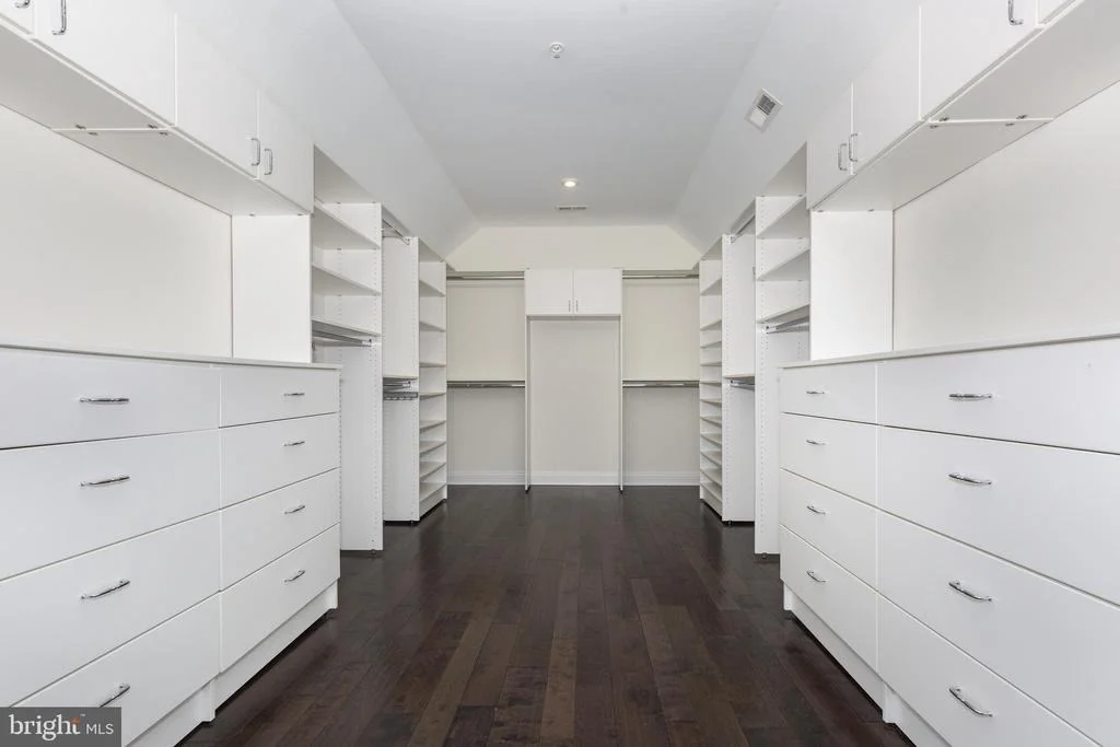 Photo of 14307 OAK MEADOW ROAD