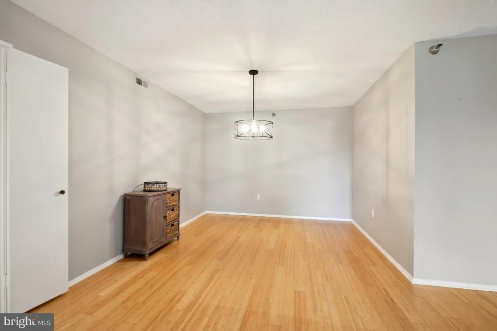 Photo of Unit 4522 at 15100 INTERLACHEN DRIVE