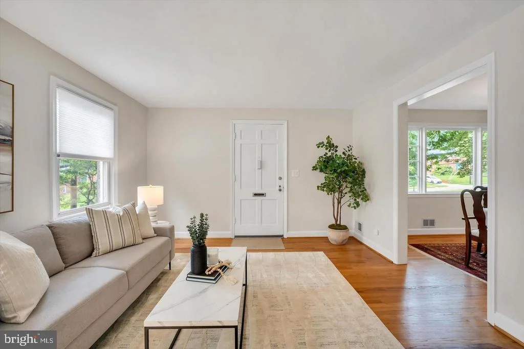 Photo of 1004 DENNIS AVENUE