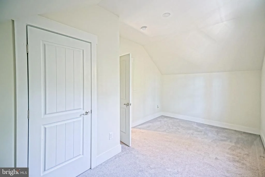 Photo of 35 AINTREE DRIVE